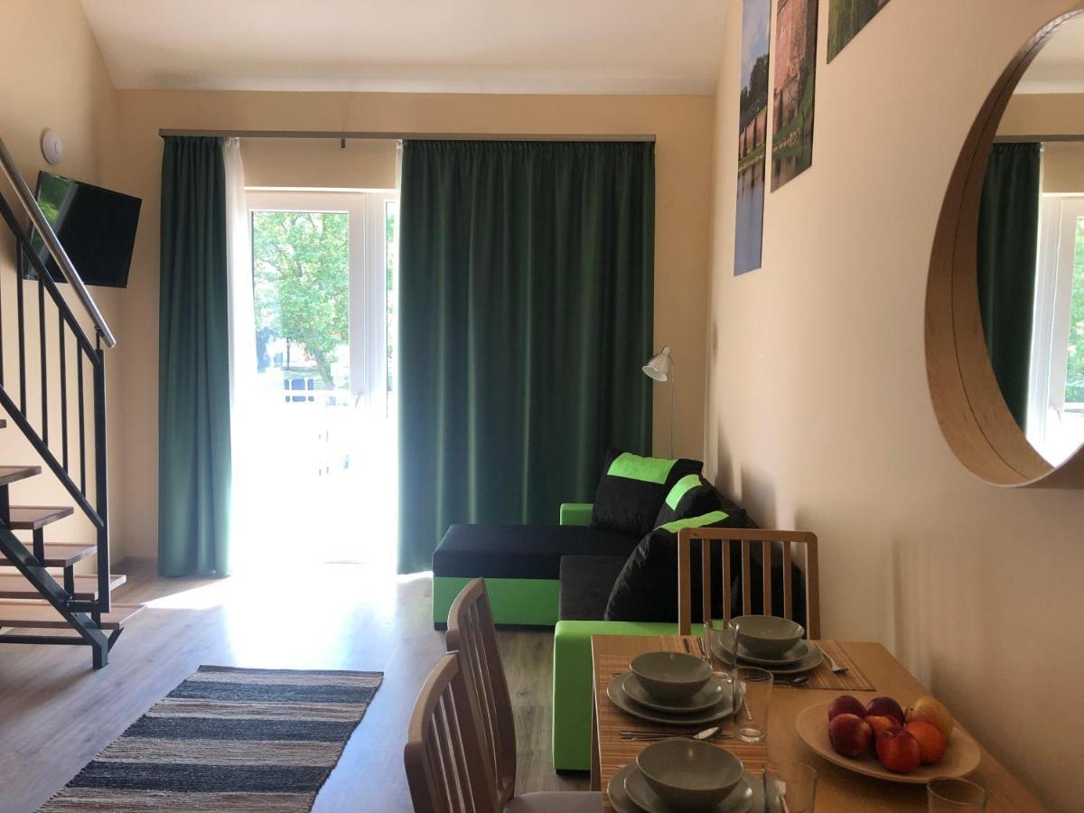 Castellum Apartmanhaz Gyula Exterior photo