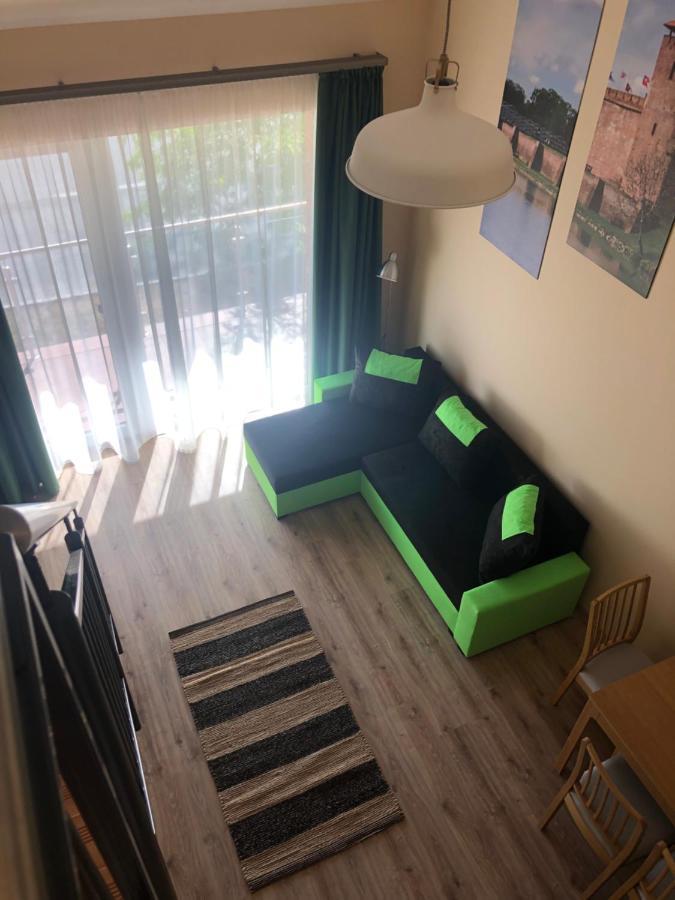 Castellum Apartmanhaz Gyula Exterior photo